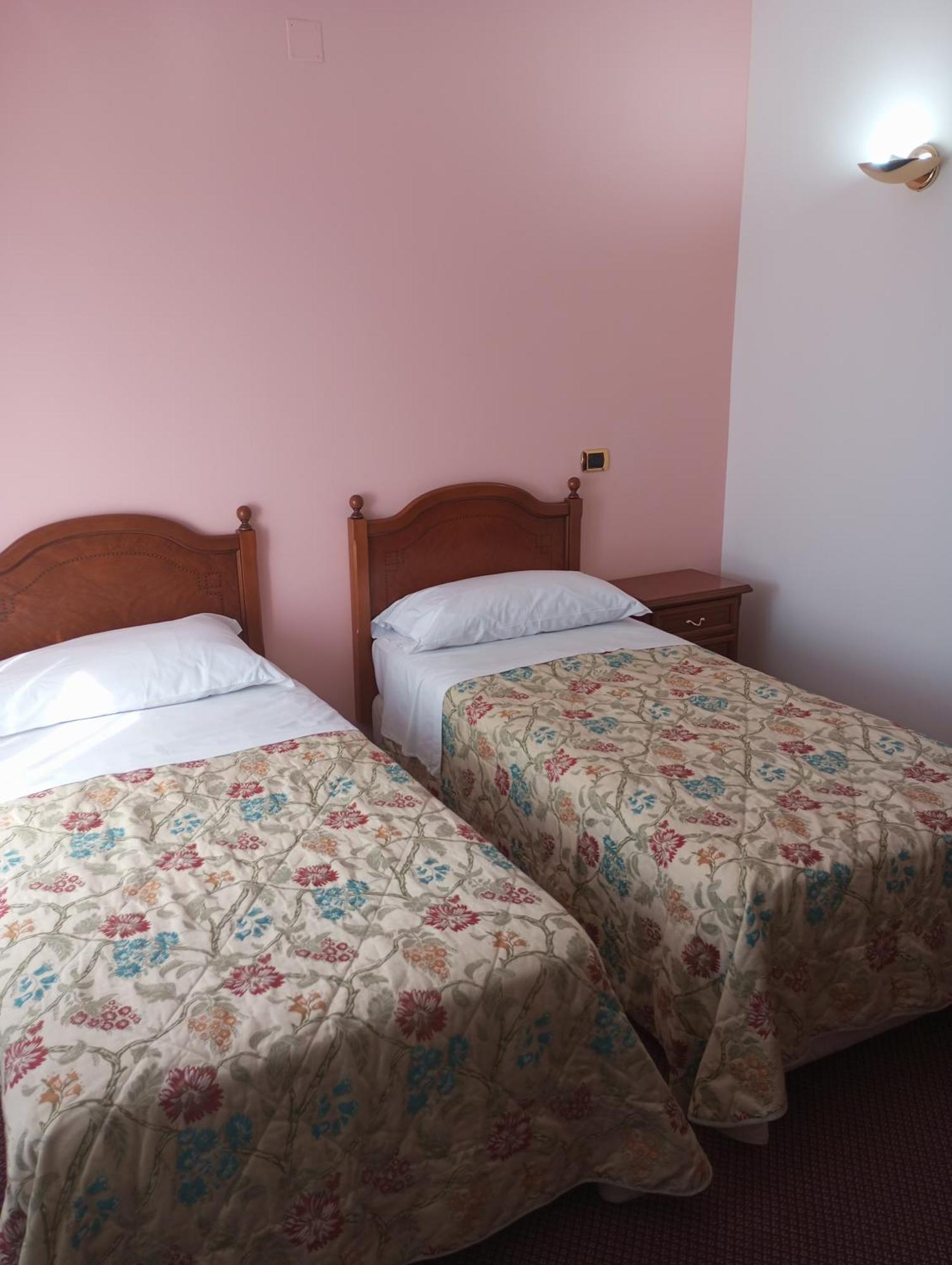 Regina Hotel Pollino Morano Calabro Ngoại thất bức ảnh