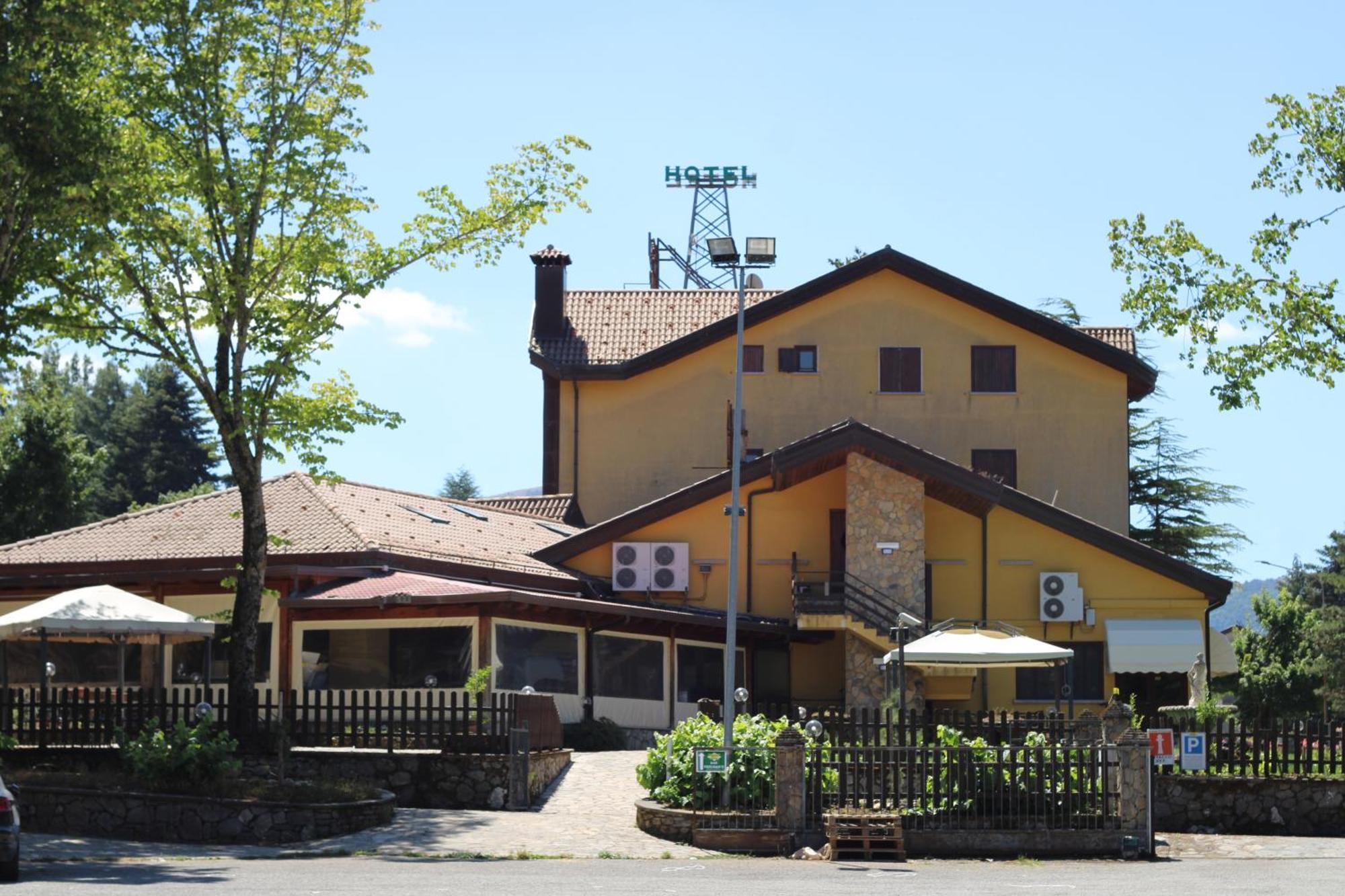 Regina Hotel Pollino Morano Calabro Ngoại thất bức ảnh